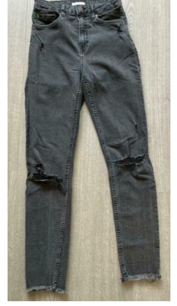 Erg mooie grijze zwarte trashed jeans , maatje 36, Kleding | Dames, Ophalen of Verzenden, Gedragen, Grijs, W28 - W29 (confectie 36)