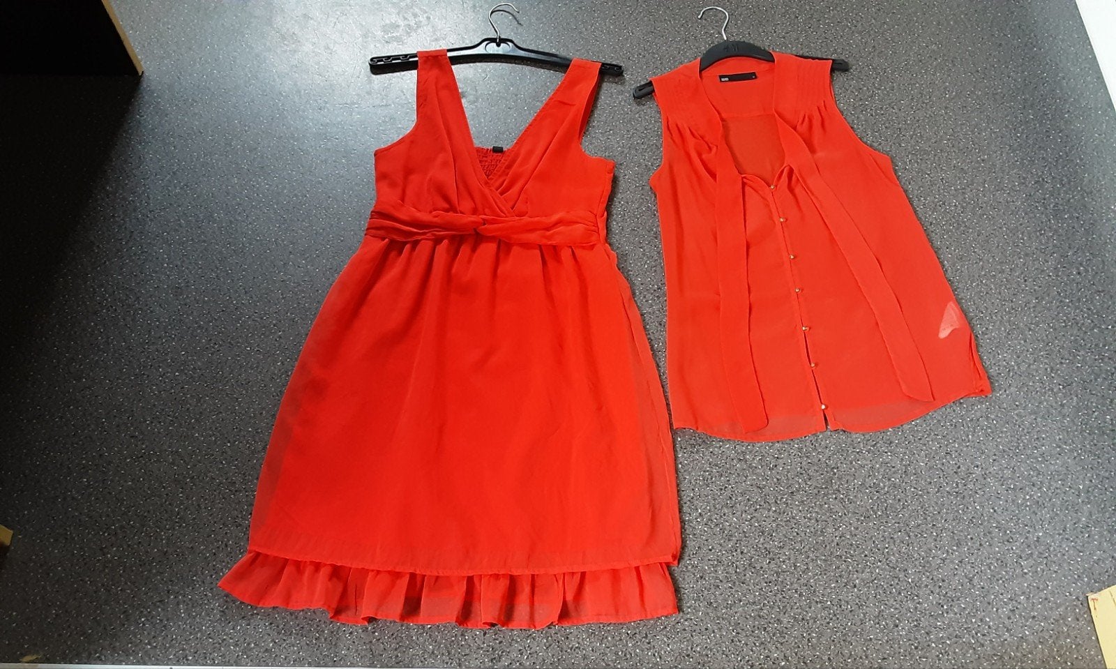 Oranje jurk, oranje blouse, strikblouse. Maat S, Kleding | Dames, Jurken, Zo goed als nieuw, Maat 36 (S), Oranje, Knielengte, Ophalen of Verzenden