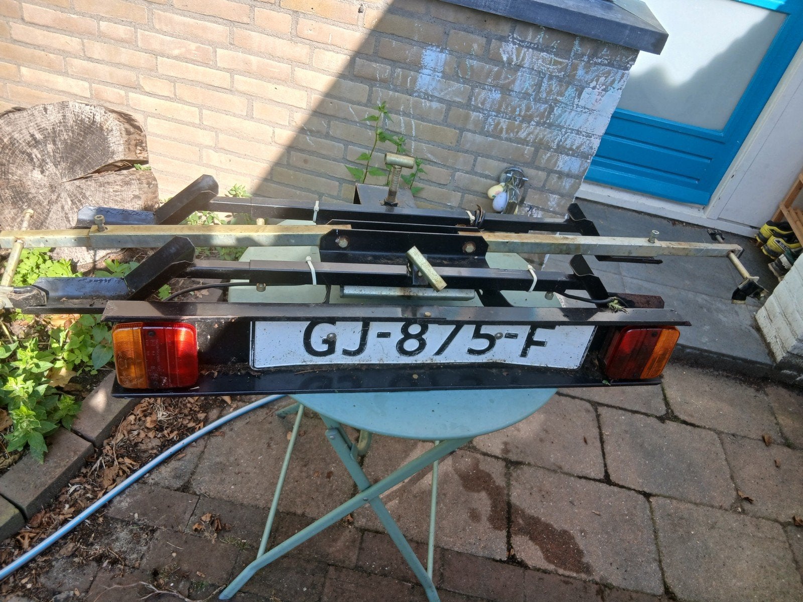 Fietsendrager, Ophalen, Trekhaakdrager