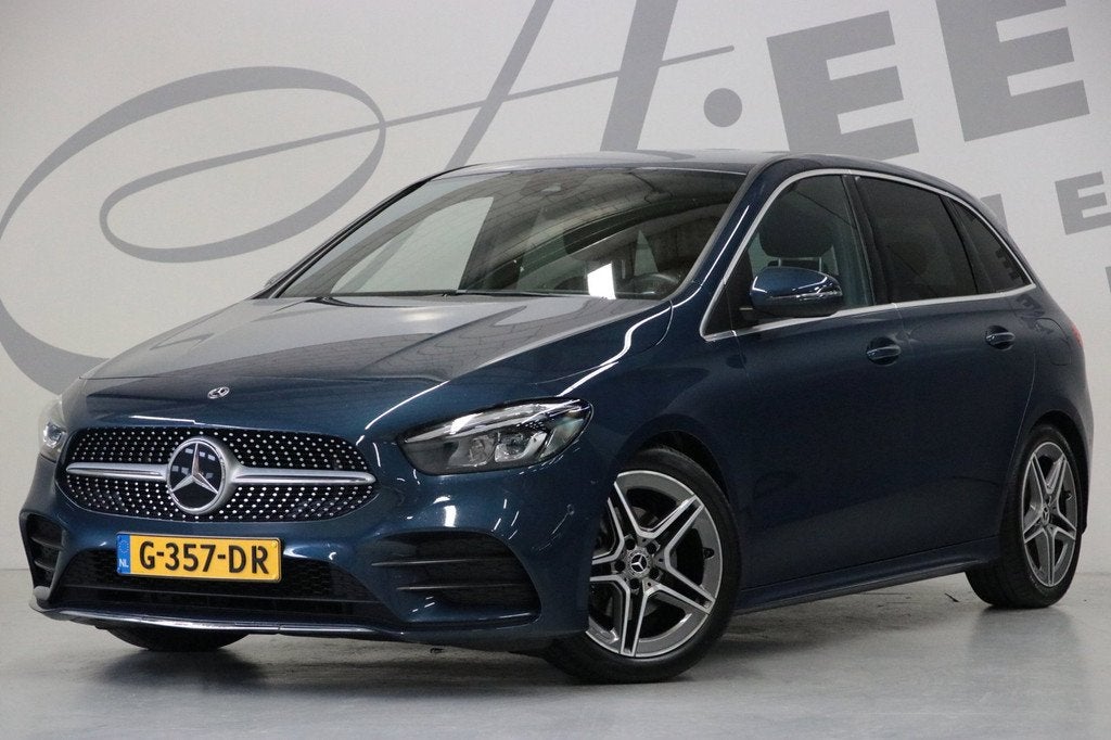 Mercedes-Benz B-klasse 180 Apple carplay/ NAP/ Origineel NL, 136 pk, Gebruikt, 4 cilinders, 700 kg