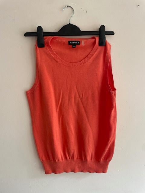 Top Repeat, maat 38/S Als Nieuw, valt slank, Kleding | Dames, Tops, Oranje, Ophalen of Verzenden, Zo goed als nieuw, Zonder mouw