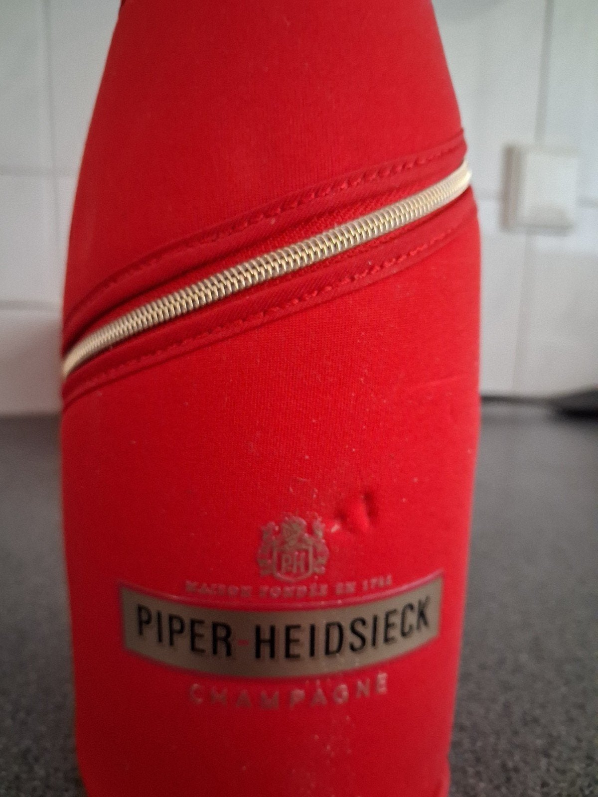 CHAMPAGNE VOLLE FLES *JA, GELUKKIG ... PIPER HEIDSIECK mmm ., Verzamelen, Wijnen, Ophalen of Verzenden, Nieuw, Frankrijk, Champagne