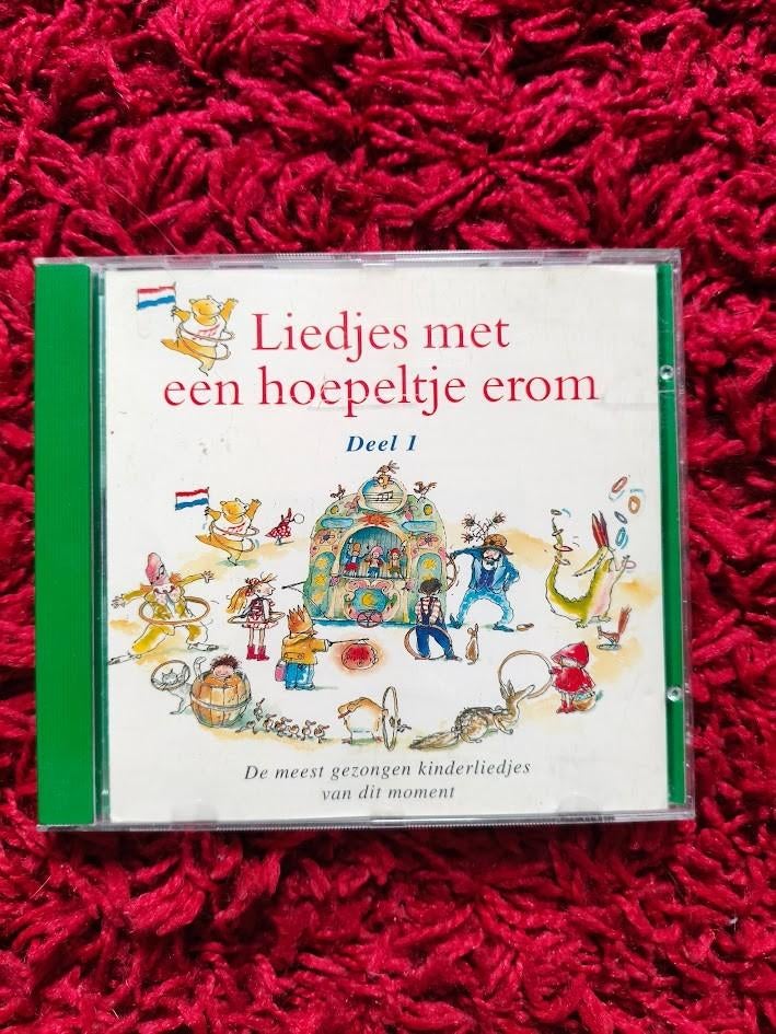 Liedjes met een hoepeltje erom deel 1, Ophalen of Verzenden, Gebruikt