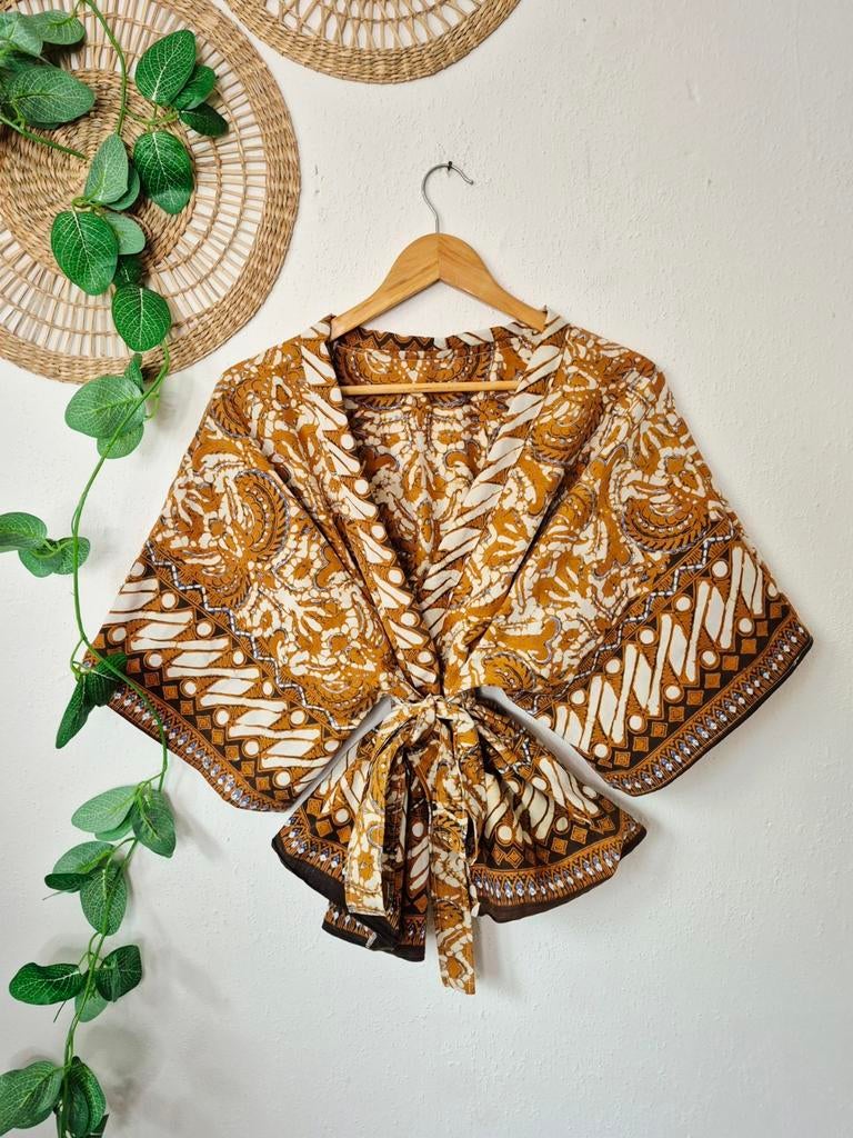 Upcycled, handmade kimono van vintage batik kleed allsize, Maat 46/48 (XL) of groter, Ophalen of Verzenden, Zo goed als nieuw