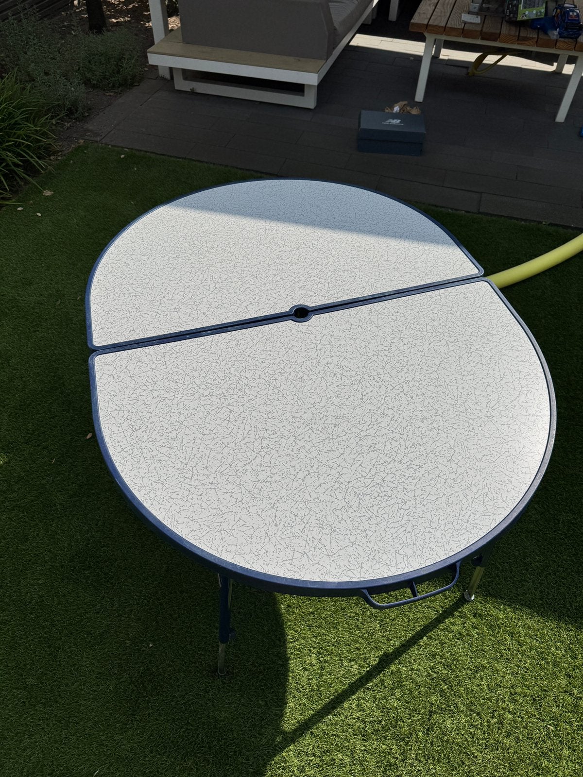 Crespo campingtafel 120 x 90 cm | Opvouwbaar | Ovaal, Caravans en Kamperen, Ophalen, Gebruikt, Campingtafel