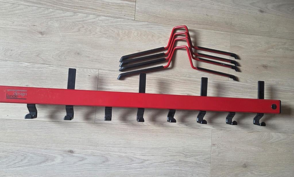 Kapstop Lande Design met bijpassende haken inclusief blind o, Wandkapstok, Ophalen of Verzenden, Zo goed als nieuw, Minder dan 100 cm