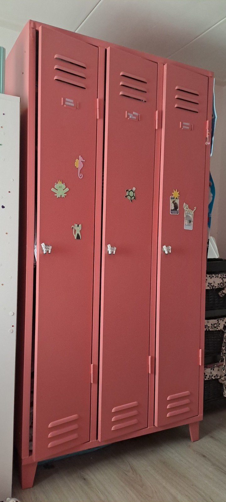 Leuke roze lockerkast., Huis en Inrichting, Kasten | Lockerkasten, Ophalen, Gebruikt