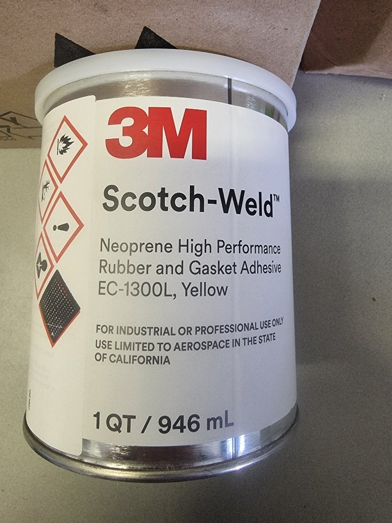 3M scotch weld 1300L contact lijm, Minder dan 5 liter, Ophalen of Verzenden, Nieuw, Geel