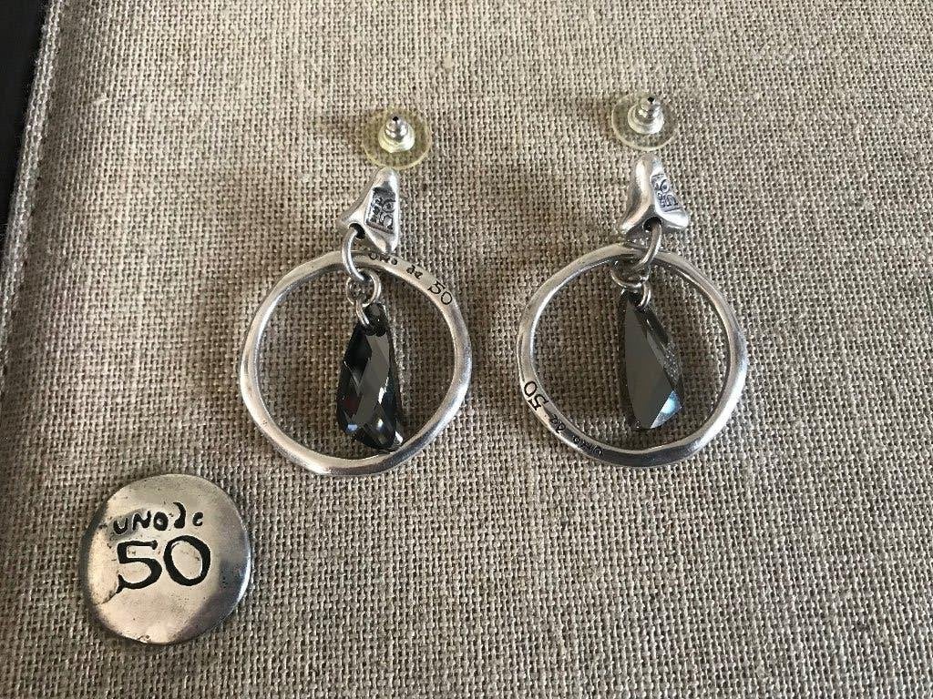 Uno de 50 oorbellen (44) (145,- = 67,50) swarovski crystal, Met kristal, Overige materialen, Nieuw, Ophalen of Verzenden