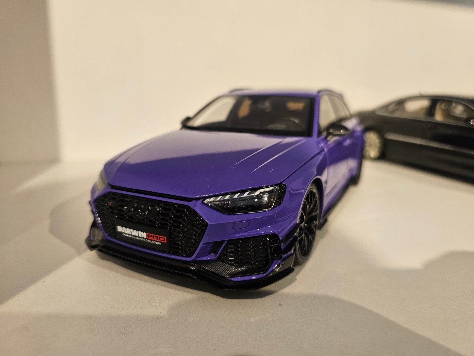 KILOWORKS AUDI RS4 AVANT DARWIN 1:18 Modelauto, Hobby en Vrije tijd, Ophalen of Verzenden, Zo goed als nieuw, Auto, Overige merken