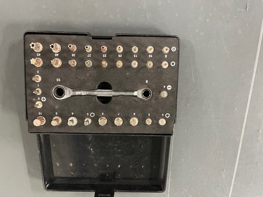 KS tls micro-bitset 32 delig, Ophalen, Zo goed als nieuw, Bitset