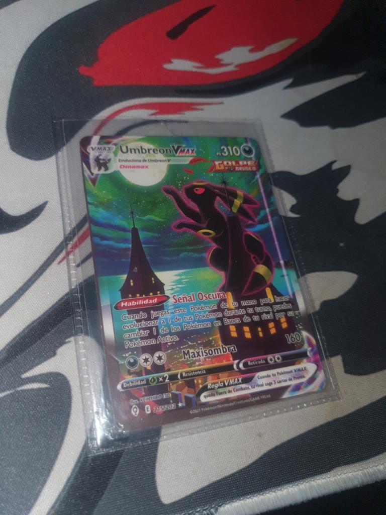 Een umbreon V-Max het is echt, Ophalen