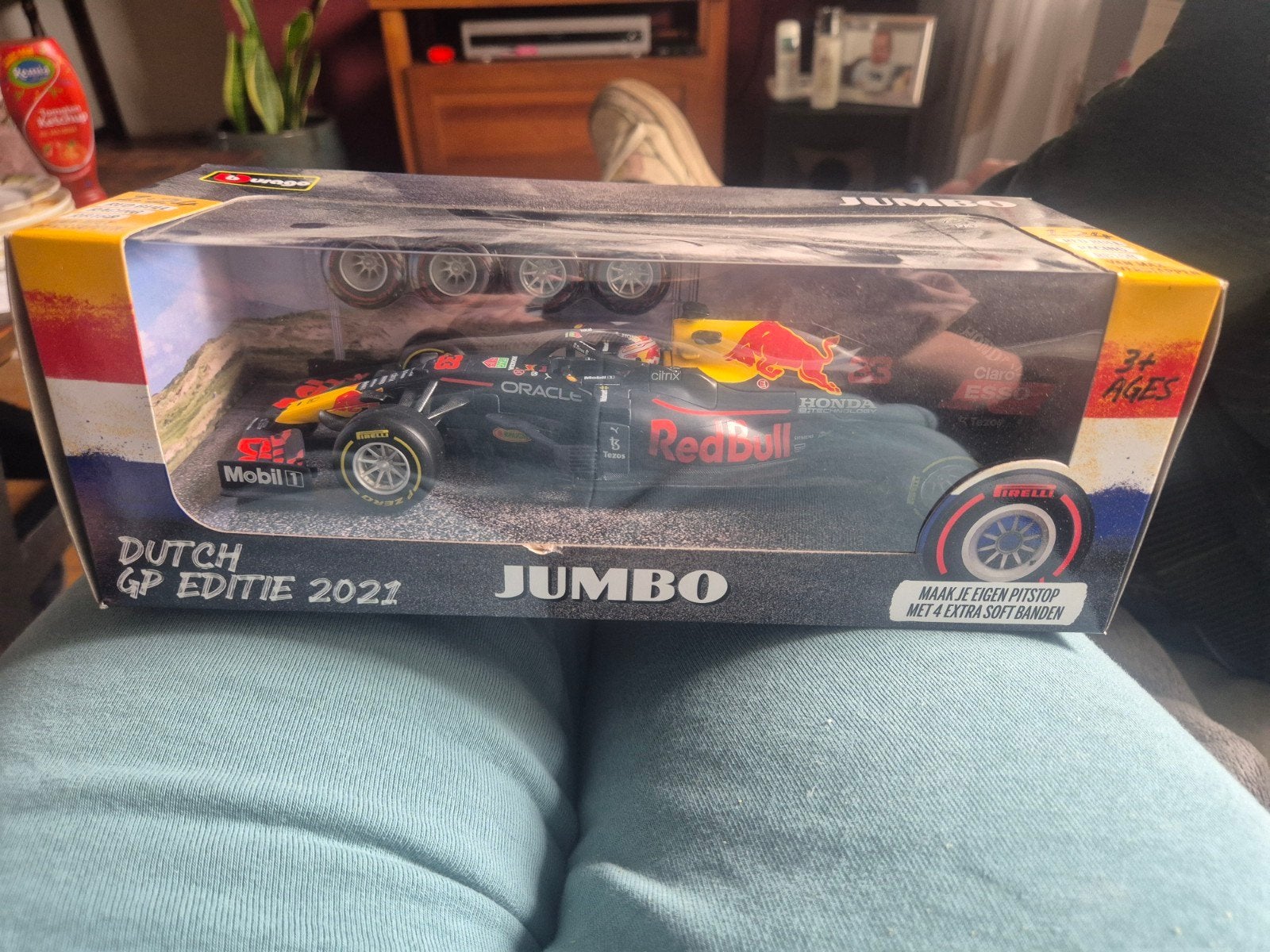 Max Verstappen Red Bull Racing Auto 2021 (Nieuw in doos), Ophalen, Nieuw, Auto, Bburago