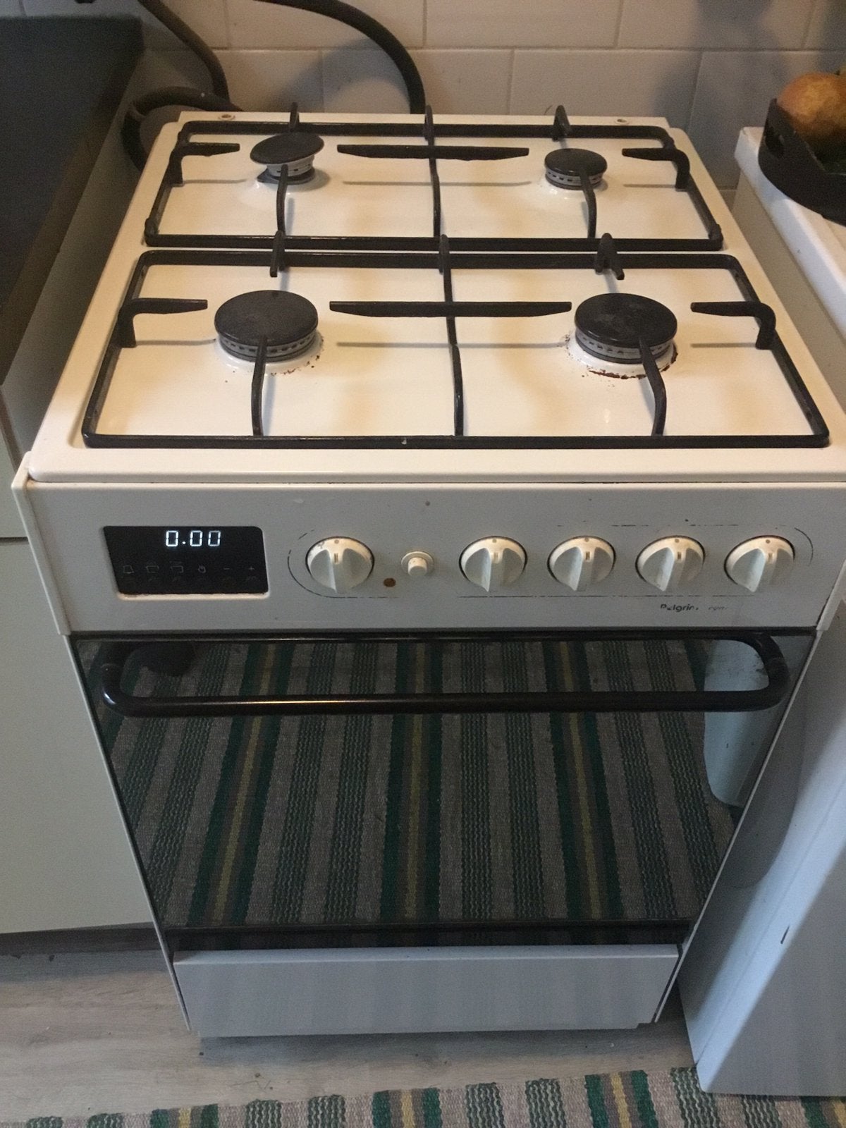 Pelgrim gasfornuis inclusief oven, Ophalen, Gebruikt, 4 kookzones, Gas