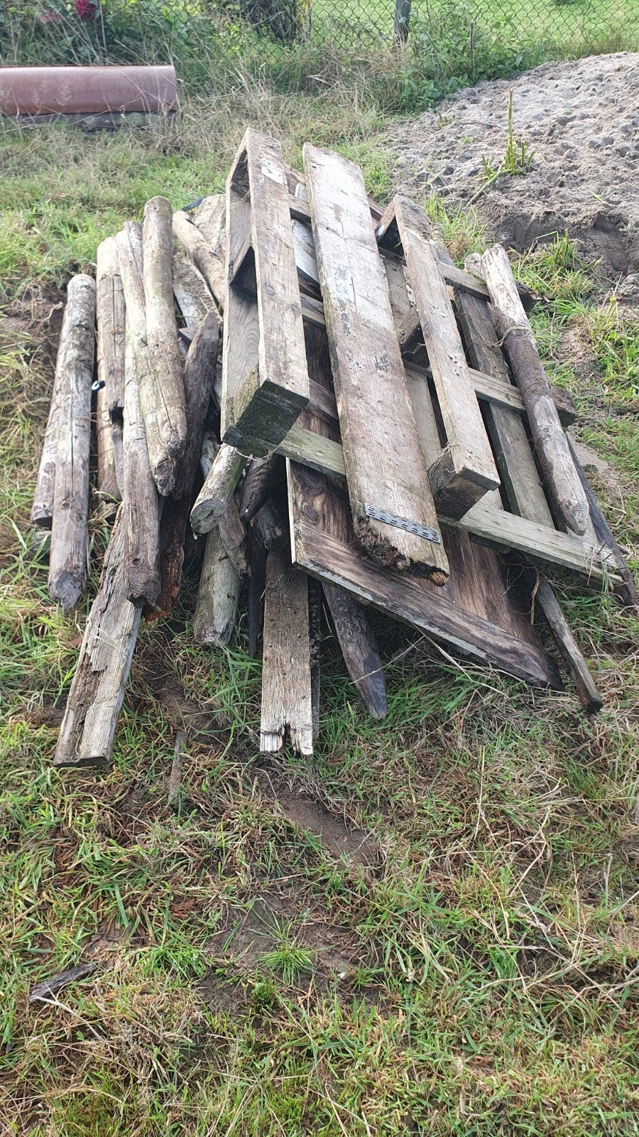 Houten palen & kachelhout, Tuin en Terras, Minder dan 3 m³, Ophalen, Overige houtsoorten