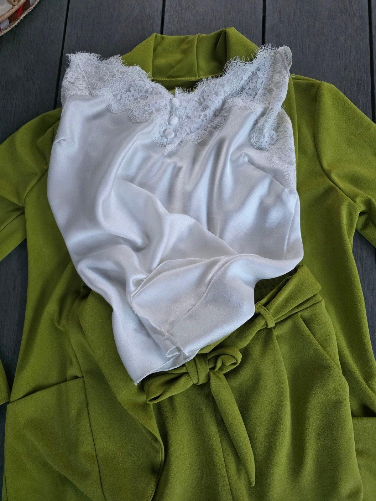 3 damespakken 2 tops 38, Kleding | Dames, Ophalen of Verzenden, Zo goed als nieuw, Maat 38/40 (M), Zwart