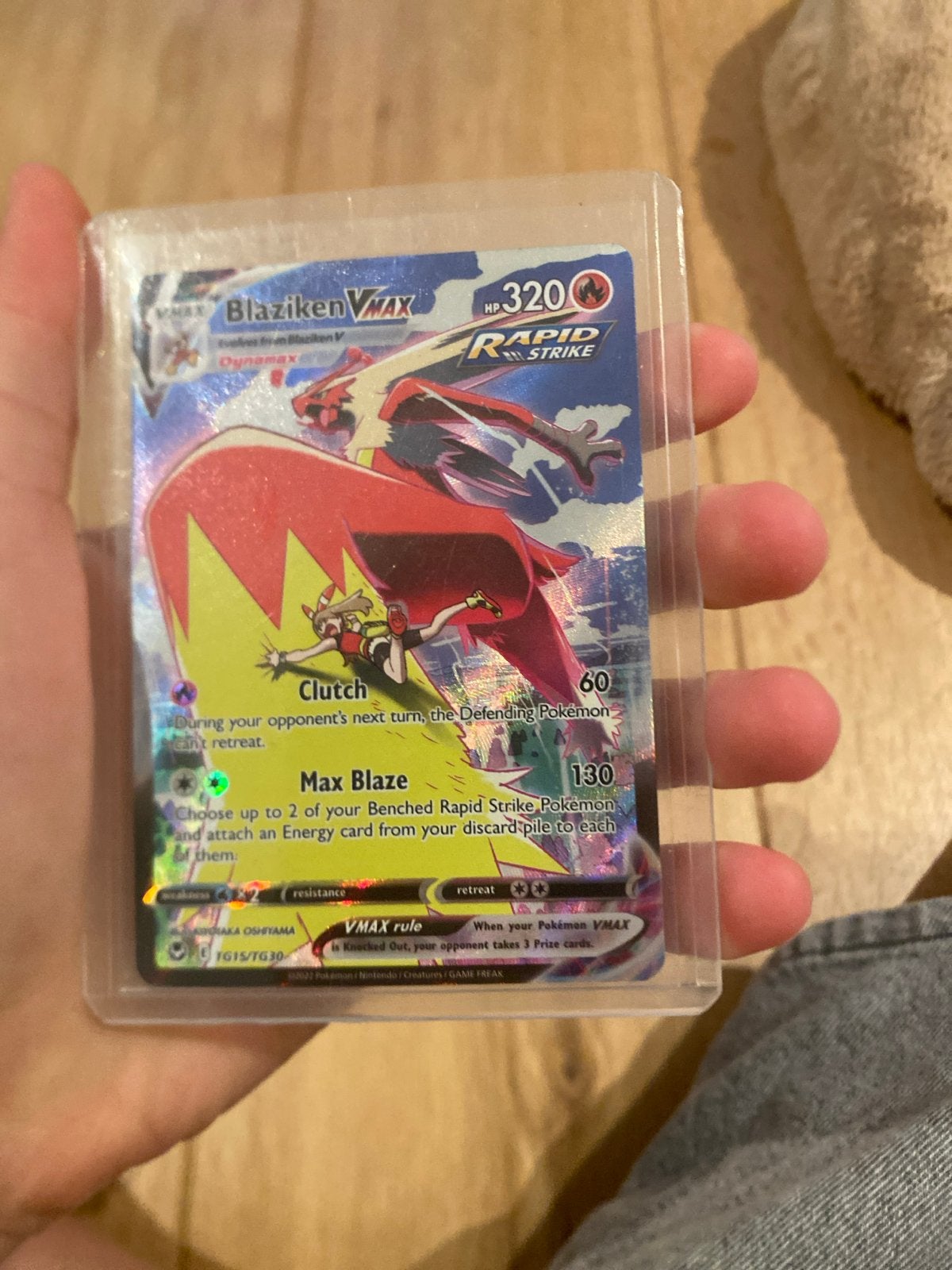 Blaziken VMAX TG15/TG30 Pokémon kaart (Rapid Strike), Ophalen of Verzenden, Zo goed als nieuw, Losse kaart