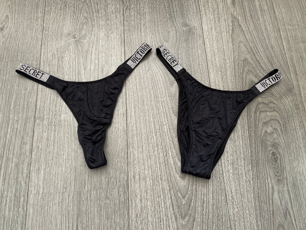 victoria's secret zwarte string onderbroek glitters mt M, Kleding | Dames, Ondergoed en Lingerie, Victoria' s secret, Ophalen of Verzenden