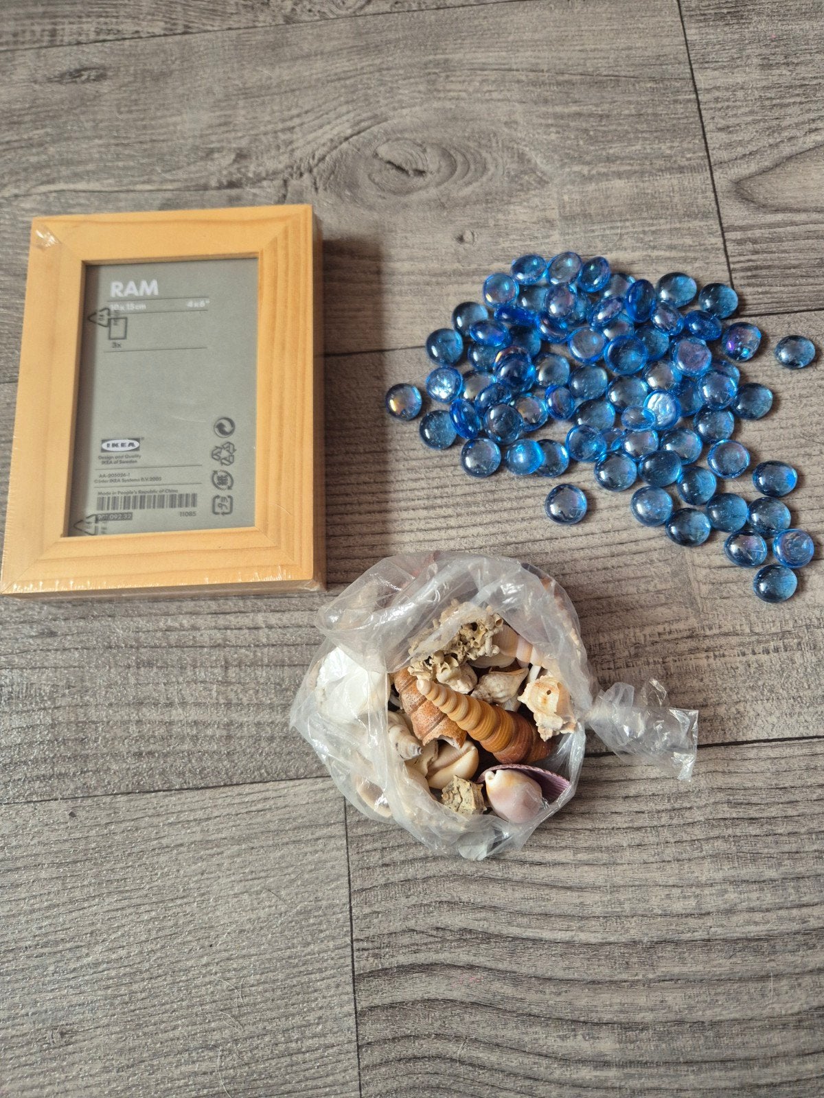 Knutselpakket: Glasnuggets, schelpen en fotolijstje, Gebruikt, Ophalen of Verzenden, Blauw, Knutselmateriaal