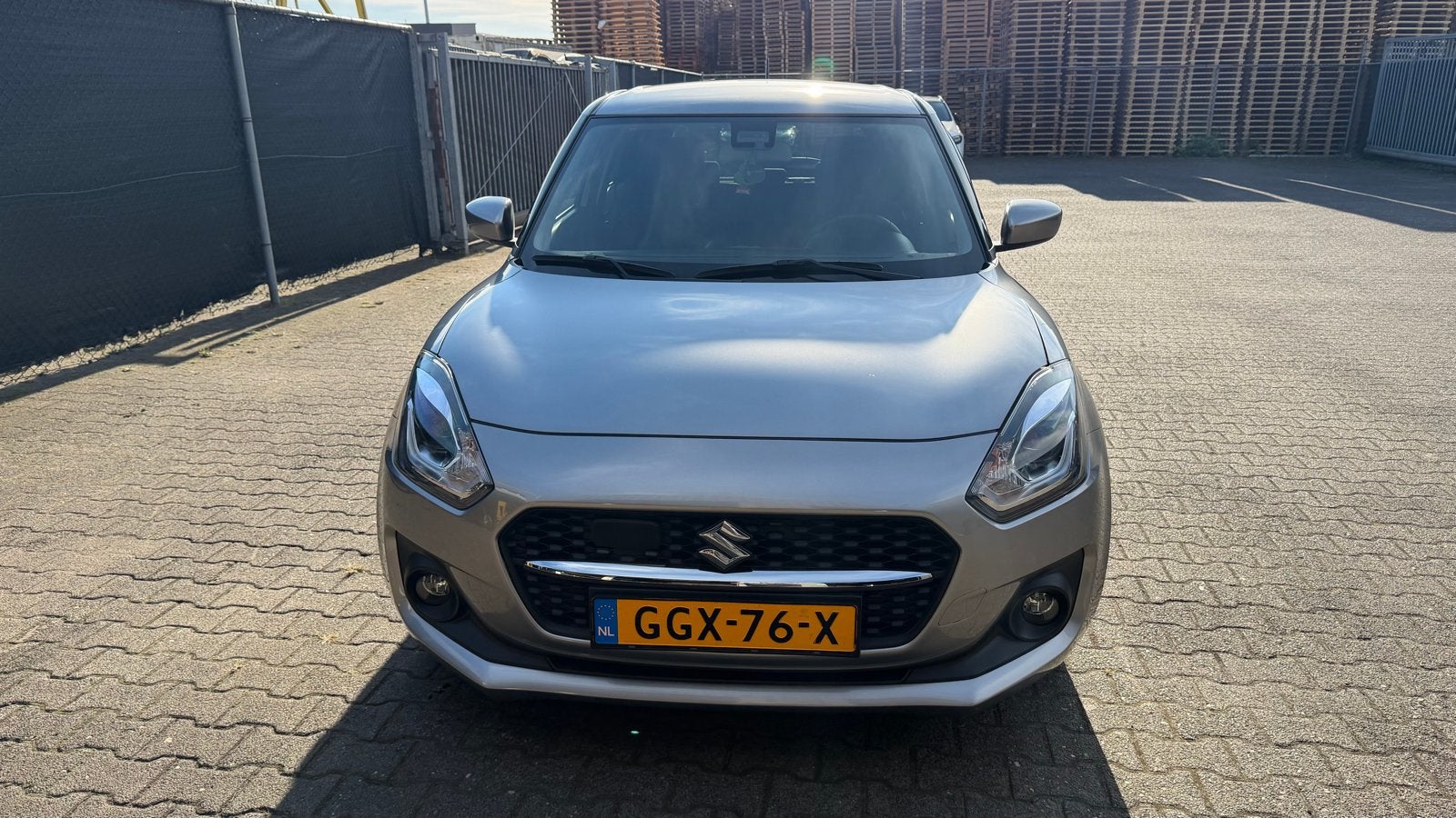 Suzuki Swift 1.2 Dualjet 83pk Smart Hybrid S&S 2022 Grijs, Voorwielaandrijving, 83 pk, 4 cilinders, 400 kg