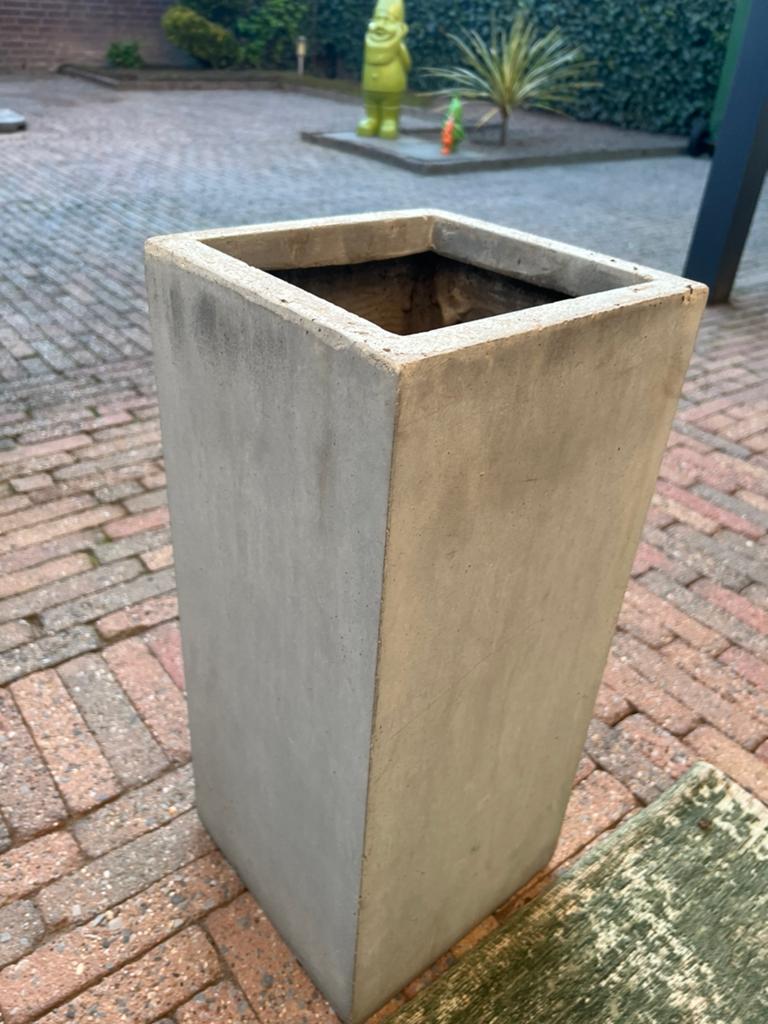Grote betonnen plantenbak voor buiten, Ophalen, Gebruikt, Balkon, Minder dan 60 cm