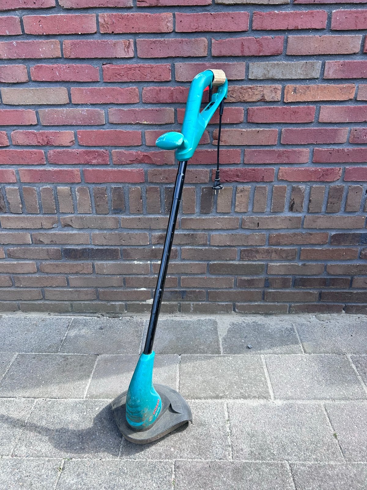 Bosch ART 23-28 Grastrimmer - Elektrisch, Tuin en Terras, Ophalen, Gebruikt, 10 tot 30 cm, Elektrisch