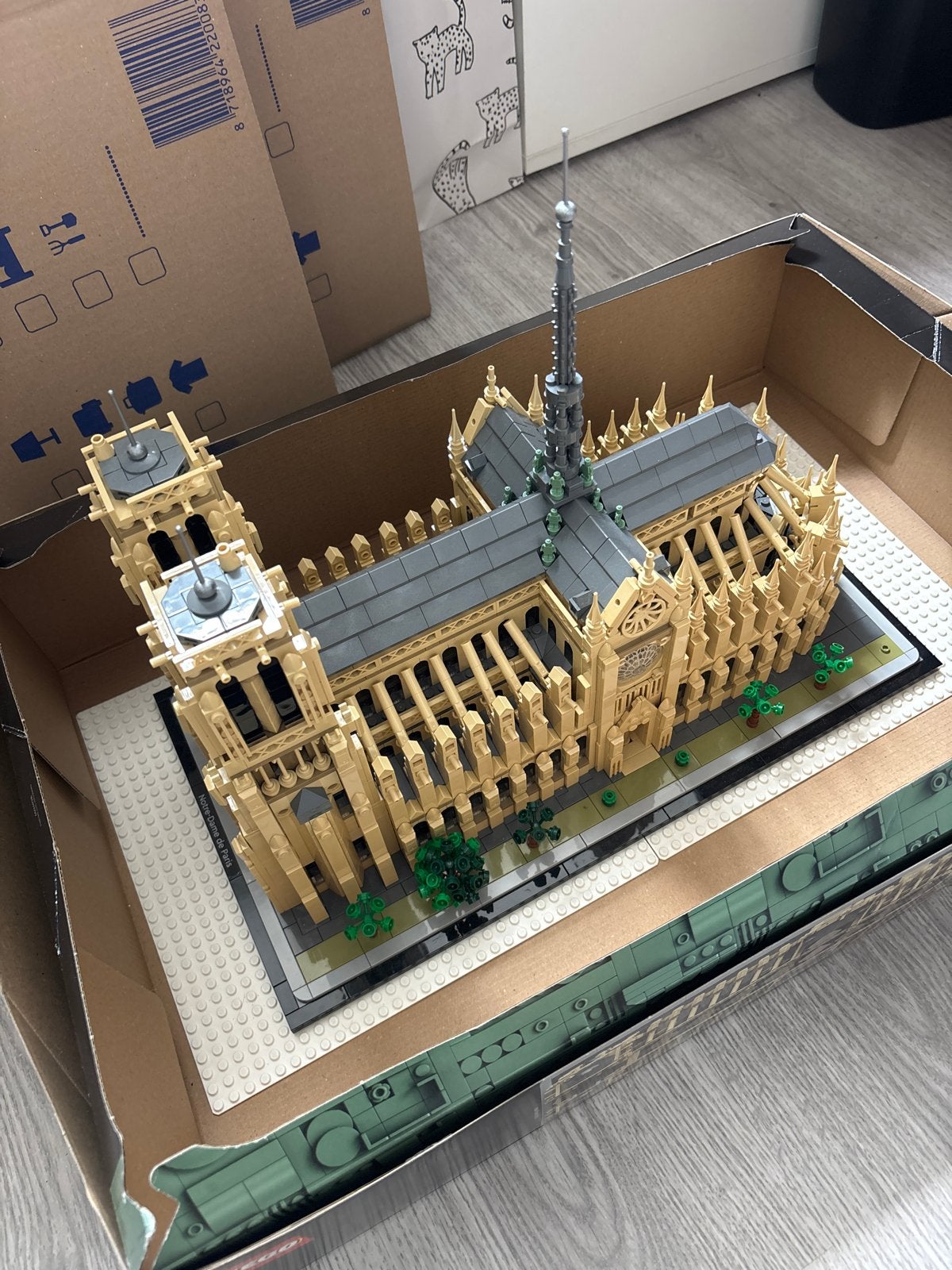 Notre Dame Kathedraal Bouwset - Gedetailleerd Model, Ophalen of Verzenden, Zo goed als nieuw, Overige merken