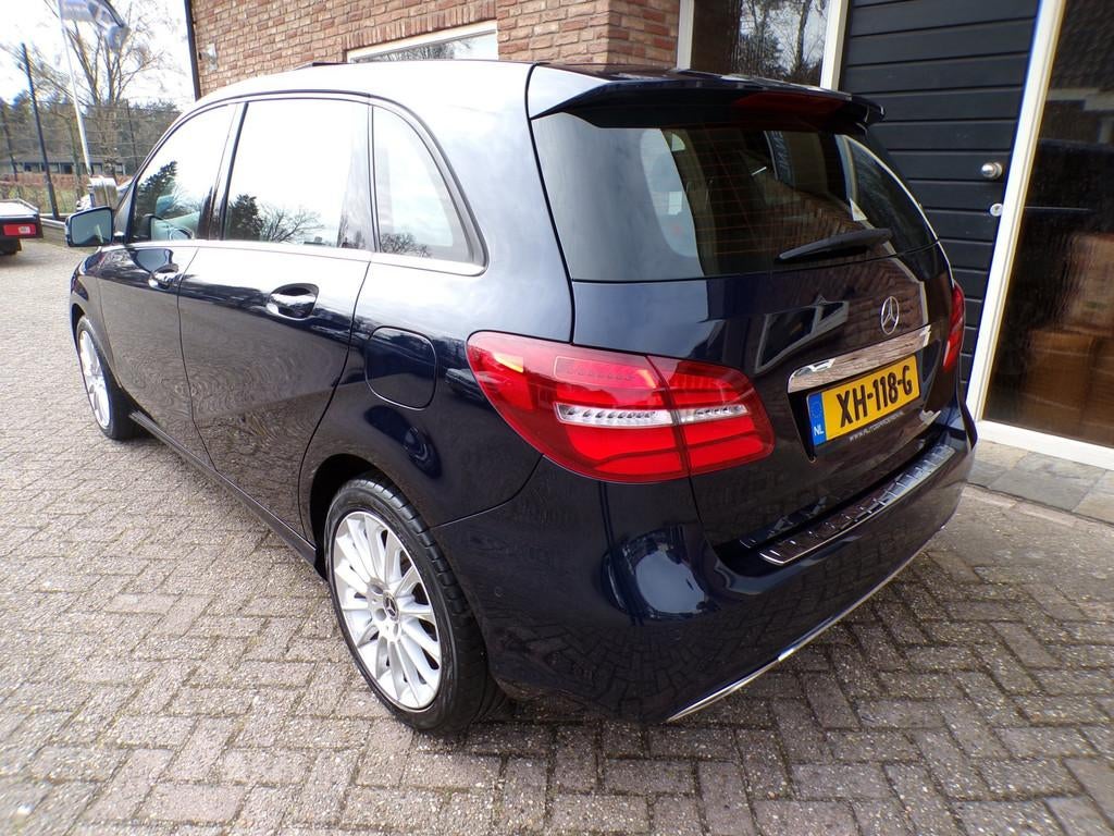 Mercedes-Benz B-klasse 200 Prestige Automaat / leder / Navi, 1325 kg, Gebruikt, Blauw, Bedrijf