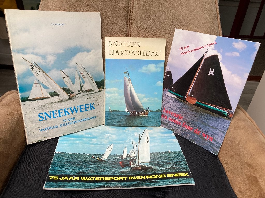 Zeilen Sneek watersport hardzeildag 4 titels, Ophalen of Verzenden, Zo goed als nieuw, Watersport en Hengelsport