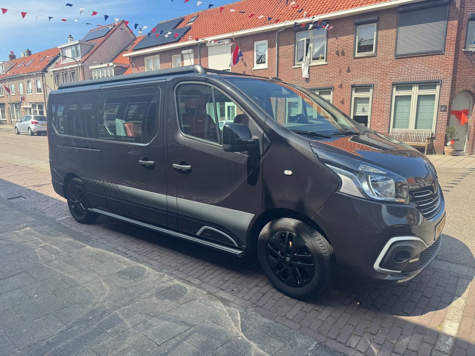 Renault Trafic Limited edition Dubbel Cabine L2H1, Auto's, Bestelauto's, Particulier, Renault, Diesel, Handgeschakeld, Origineel Nederlands