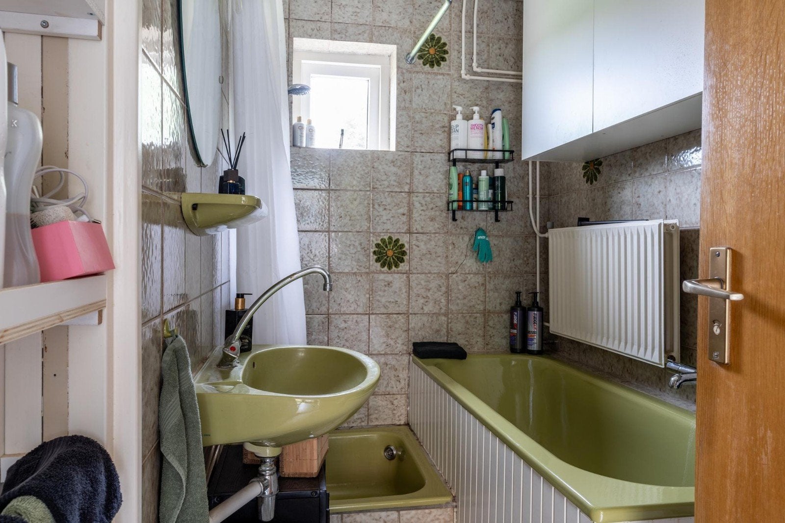 groene badkamer, Ophalen, Gebruikt, Met bad