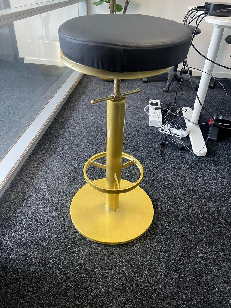 Gouden Krukken met Zwarte Bekleding, Huis en Inrichting, Barkrukken, Ophalen, In hoogte verstelbaar, 60 tot 90 cm, Nieuw
