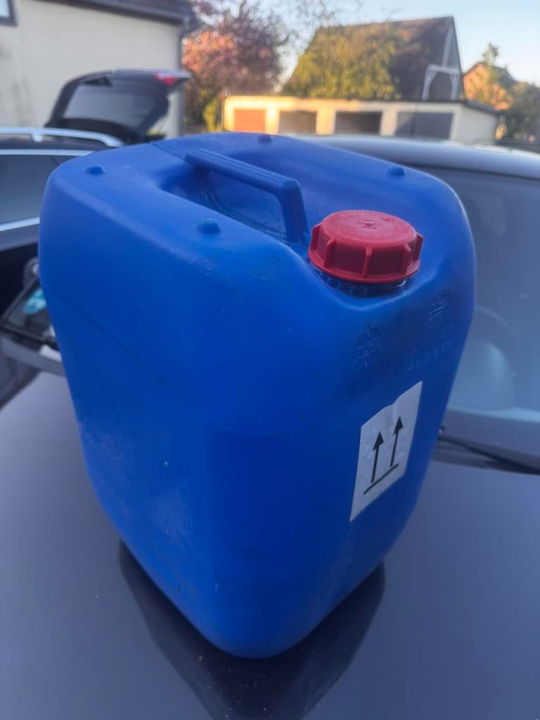 25 30 liters jerrycan., Ophalen of Verzenden