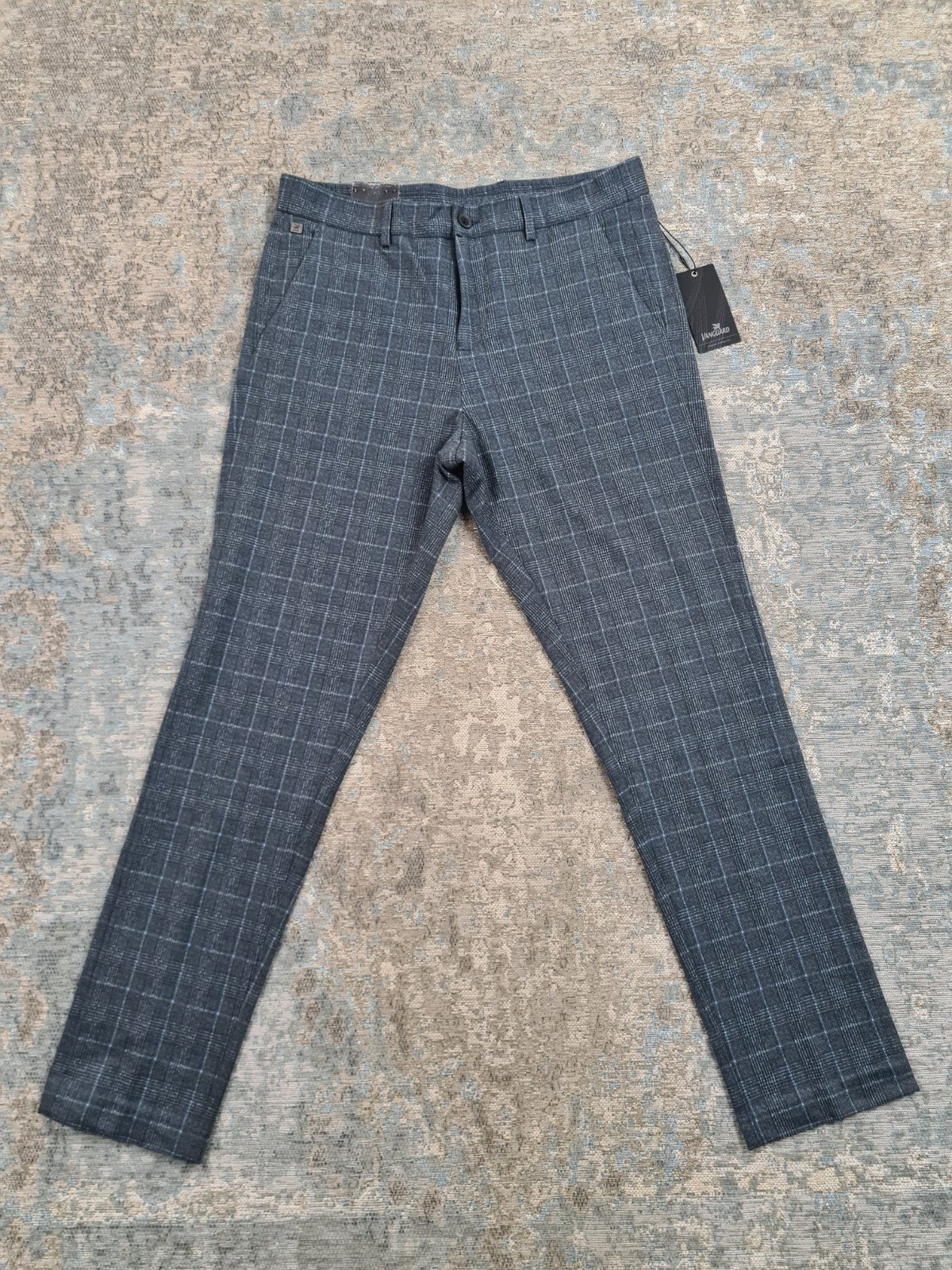 Vanguard Slim Chino W33 L32 NIEUW STRETCH Bronno3332 ruit, Kleding | Heren, Broeken en Pantalons, Maat 52/54 (L), New Yorkstraat 50, 1175 RD Lijnden