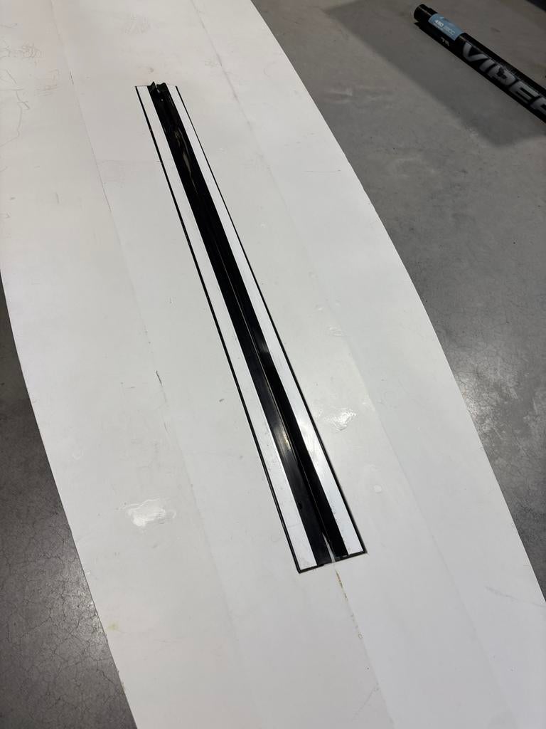 Mistral One Design 372 - 235L, Ophalen, Gebruikt, 300 cm of meer, Met vin(nen)