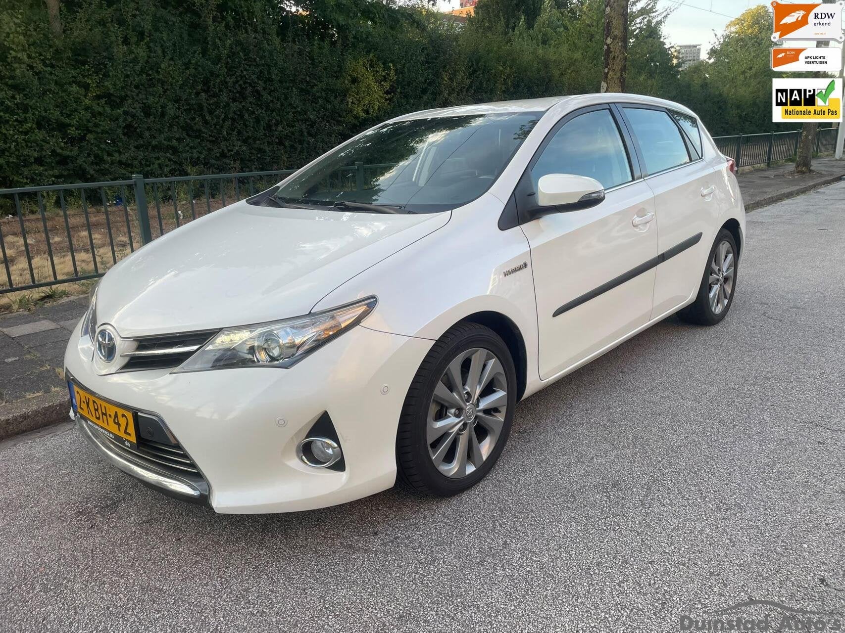 Toyota Auris 1.8 Hybrid Executive|1ste Eig| duurste uitv|Nap, Euro 5, 136 pk, Gebruikt, 4 cilinders