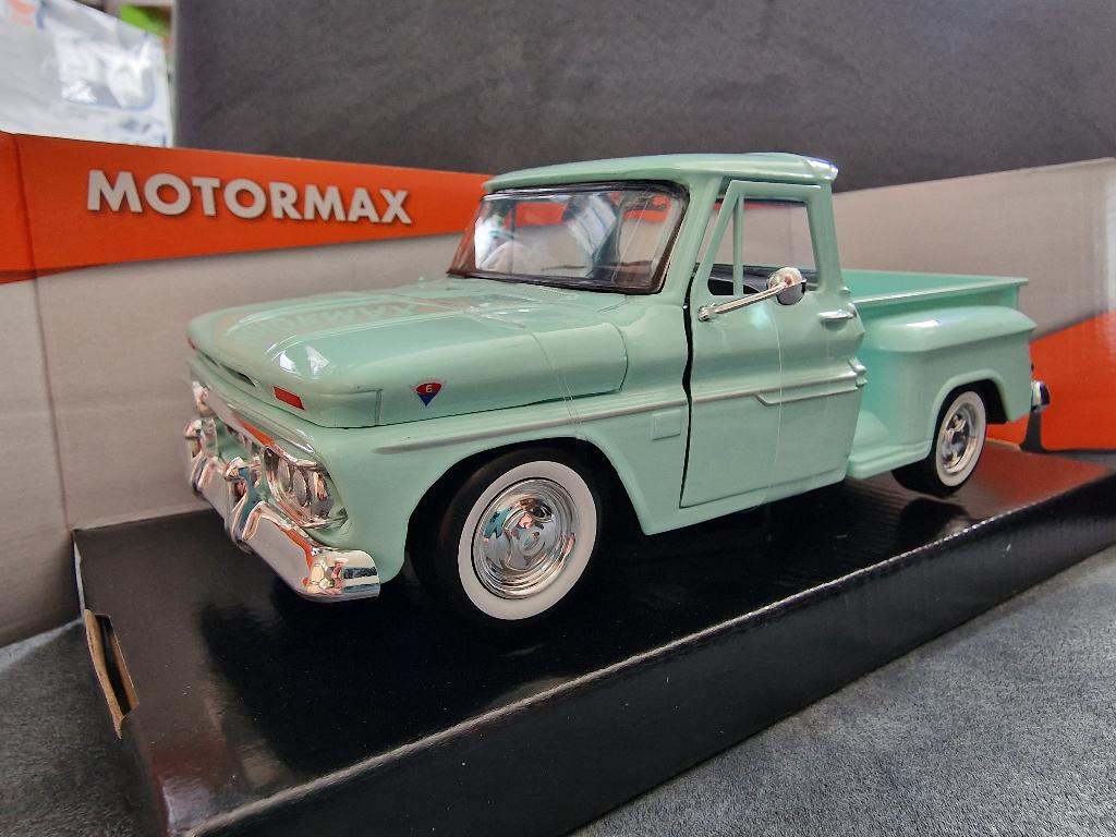 GMC C1000 Pick-Up Motormax 1:24, Hobby en Vrije tijd, Modelauto's | 1:24, Christian@diecastcompany.nl, Auto, Diecast Company, Nieuw