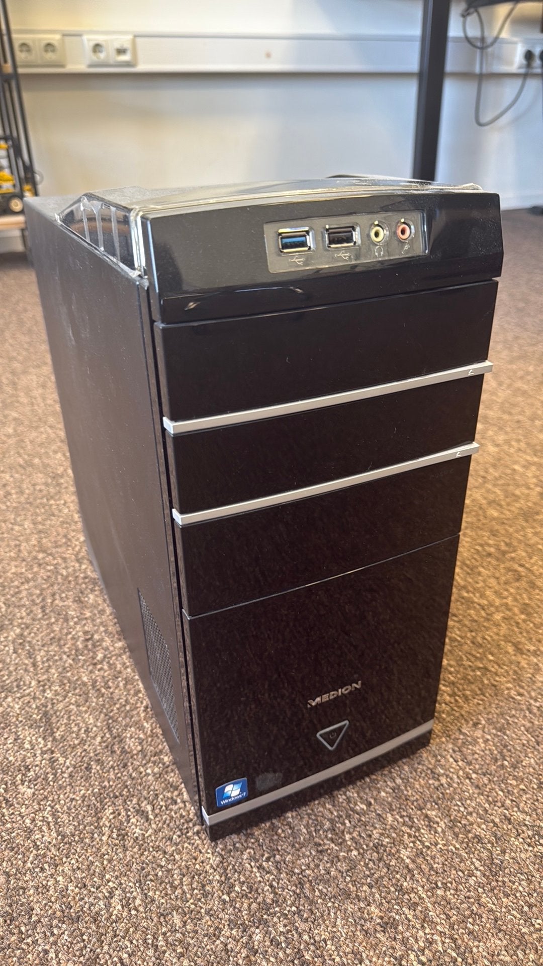 Medion pc athlon II X4 640 - 3GHz met 256Gb SSD, Computers en Software, Ophalen, Medion ( Aldi ), 8 GB, SSD
