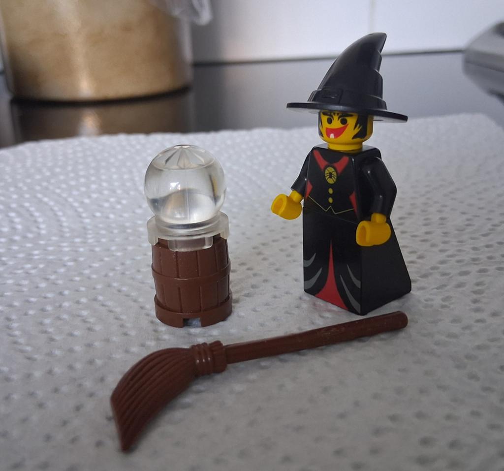 Vintage Lego Willa the Witch, Ophalen of Verzenden