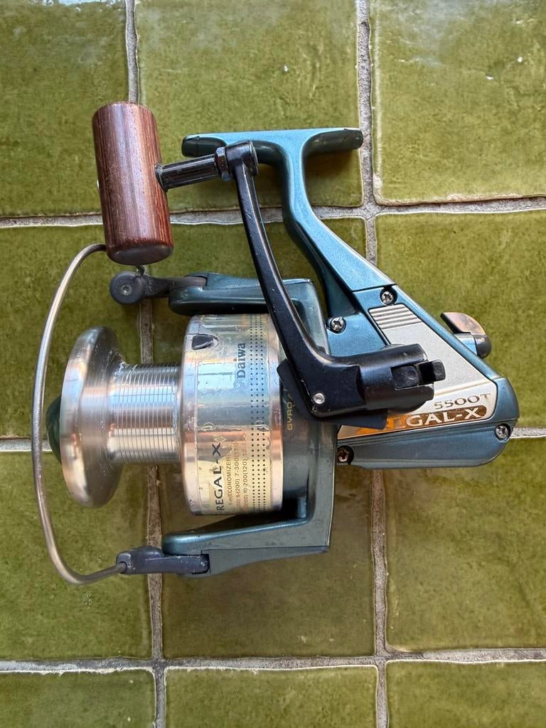 Daiwa Regal X 5500T, Shimano, Meerval, Kabeljauw, Zeevissen, Watersport en Boten, Ophalen of Verzenden, Gebruikt, Molen