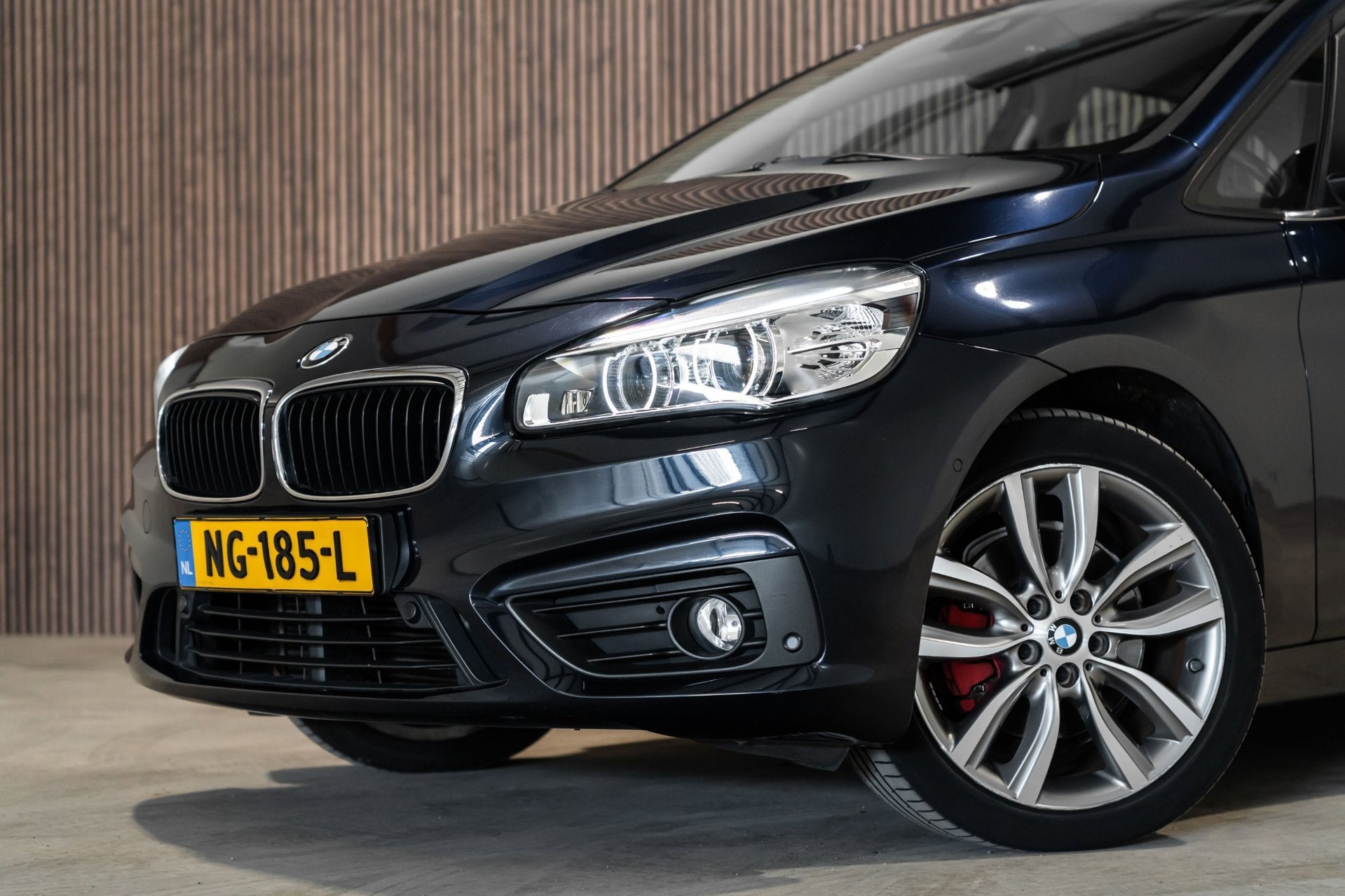 Foto 3 van BMW 2-serie Active Tourer 220i Leder PDC Automaat Stoelverwa