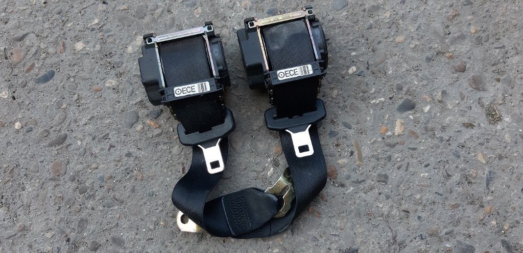 Set achterste gordels BMW  E46 Compact, Auto diversen, Ophalen of Verzenden