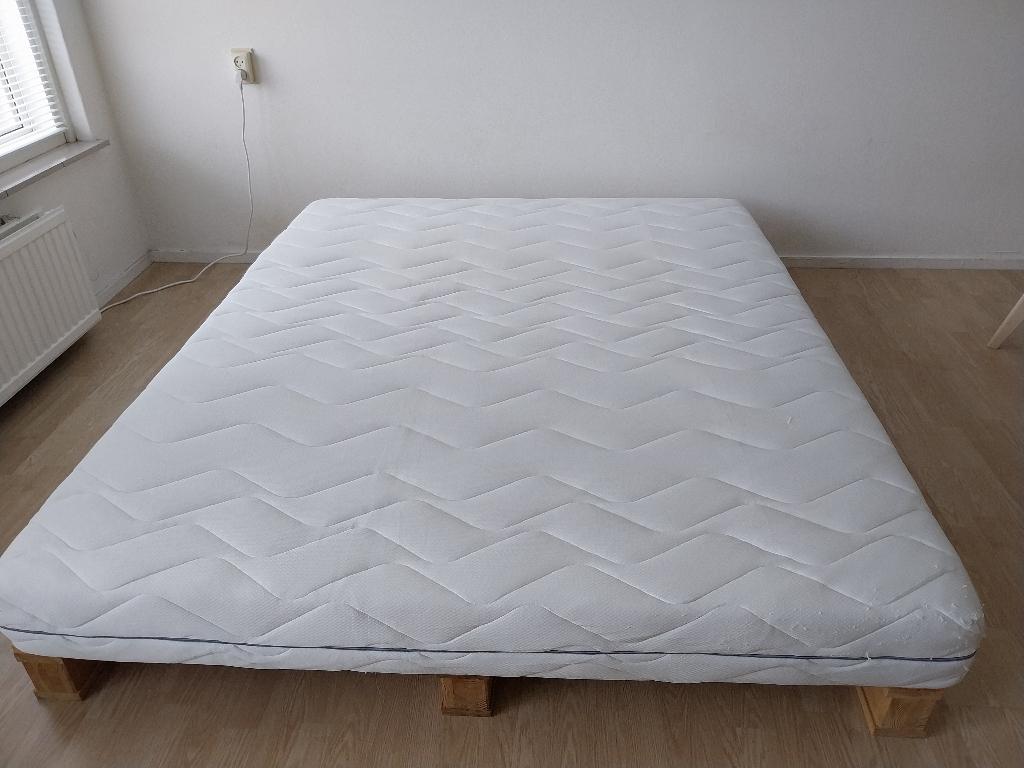 Futonbed Japandi 160x200cm, Huis en Inrichting, Slaapkamer | Bedden, Ophalen, Japandi, Bruin, Tweepersoons