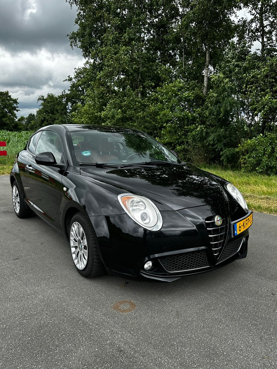 Alfa Romeo MiTo 1.3 D 62KW 2013 Zwart, Auto's, Alfa Romeo, Voorwielaandrijving, Euro 5, 4 cilinders, Zwart