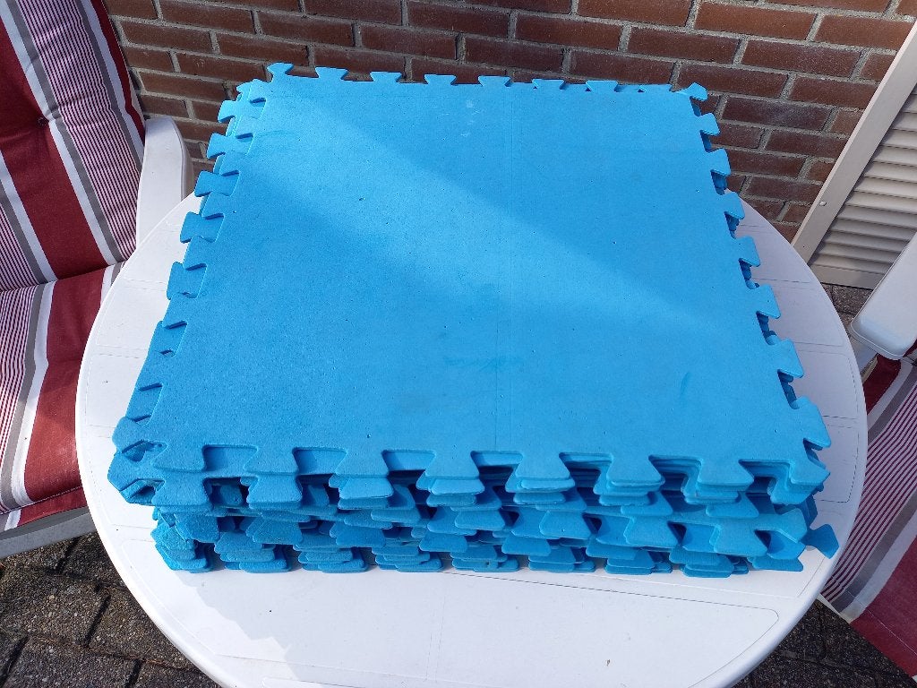 32 zwembadtegels, Ophalen of Verzenden