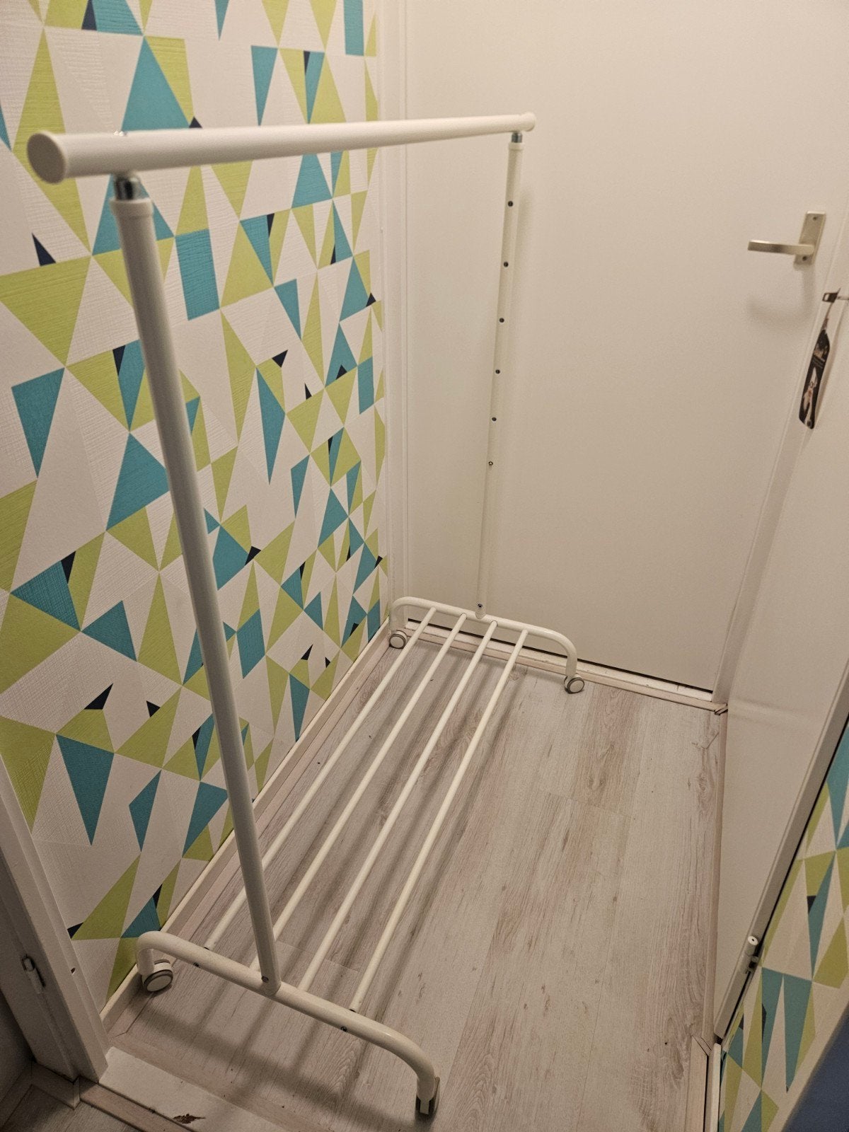 kledingrek ikea, Ophalen, Met wielen, Zo goed als nieuw