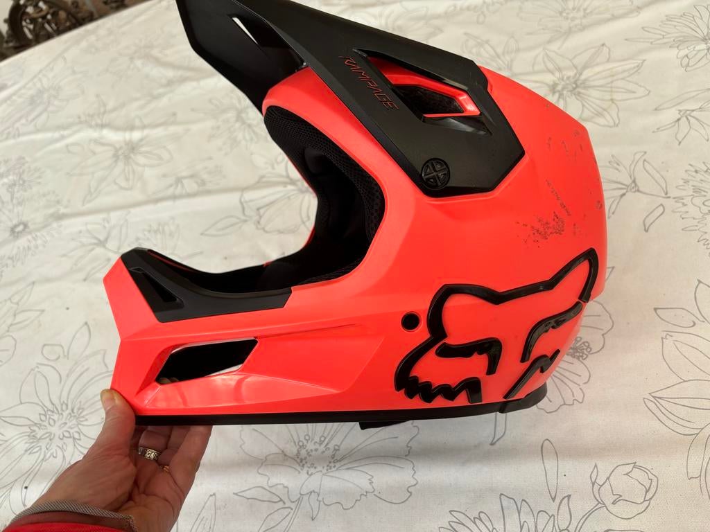 Fox Youth M Rampage BMX Helm, Fietsen en Brommers, Fietsaccessoires | Fietshelmen, Ophalen, Zo goed als nieuw, M, Jongen of Meisje