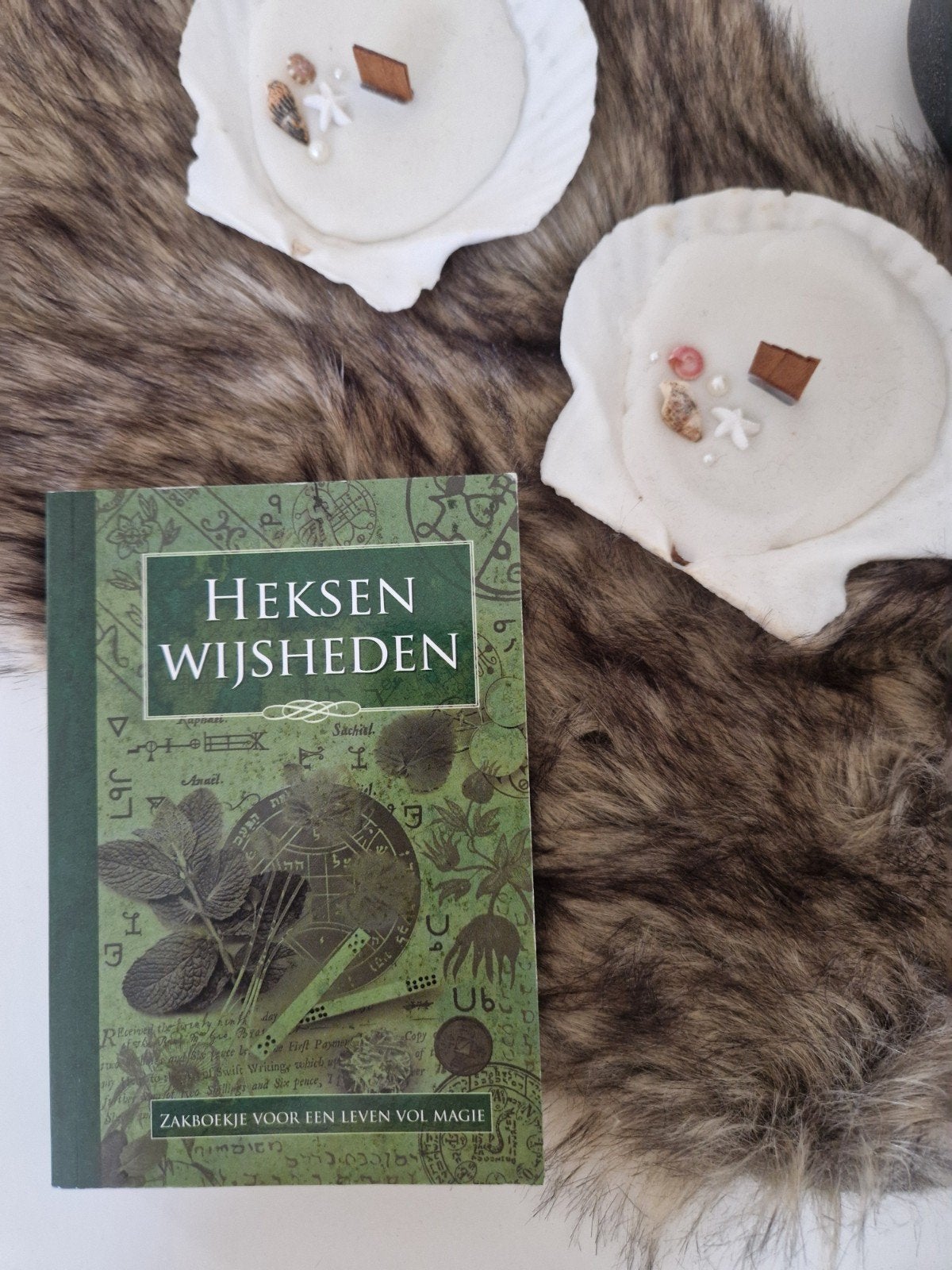 Heksen Wijsheid: Zakboekje voor een leven vol magie, Onbekend, Spiritualiteit algemeen, Ophalen of Verzenden, Zo goed als nieuw