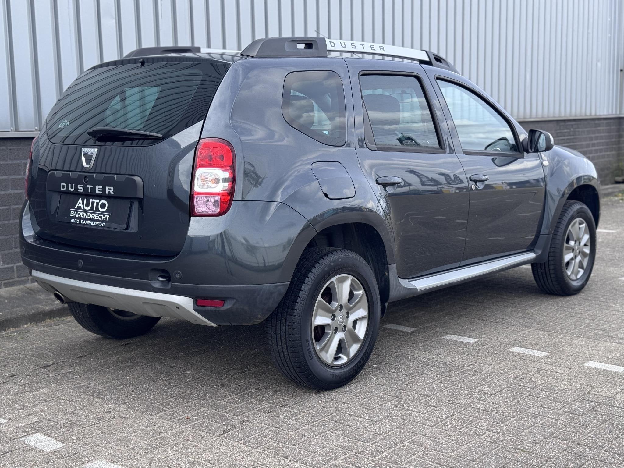 Dacia Duster 1.2 TCe 4x2 Lauréate Airco | Cruise | Navigati, Auto's, Dacia, Voorwielaandrijving, Gebruikt, Euro 6, Duster