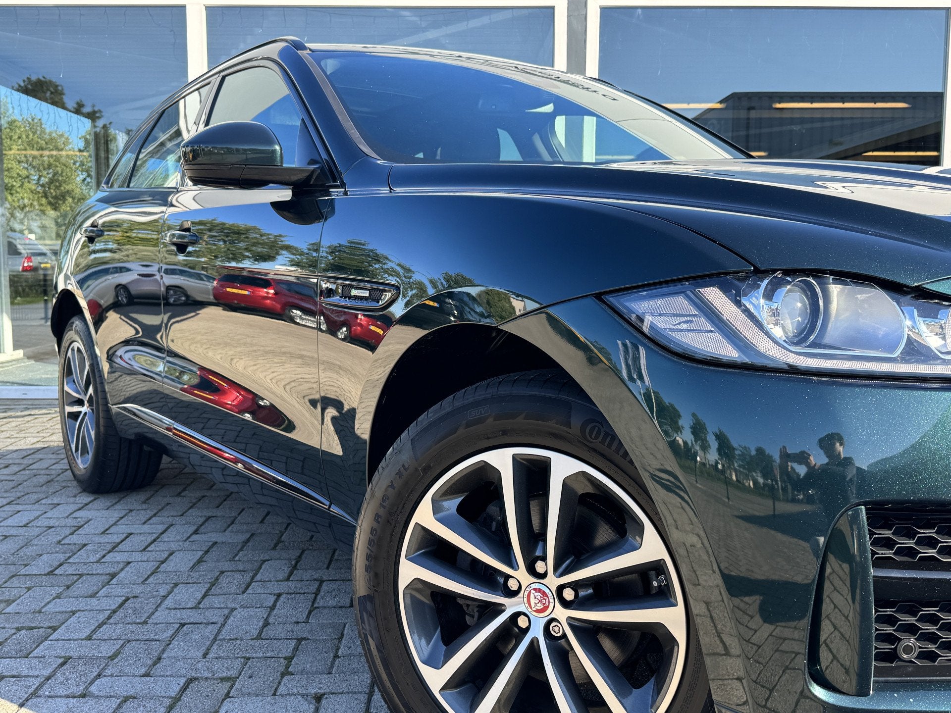 Jaguar F-Pace 2.0 R-Sport AWD 20dJaguar F-PACE 2.0d AWD R-Sp, Auto's, Automaat, Dealer onderhouden, Gebruikt, 4 cilinders